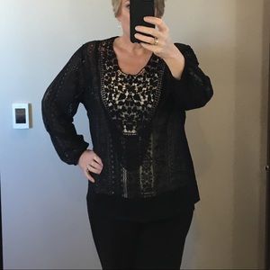 Eyelet black bohemian top. Long sleeve.